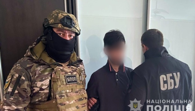 На Полтавщині двох чоловіків затримали щодо підпалів військових авто - НПУ