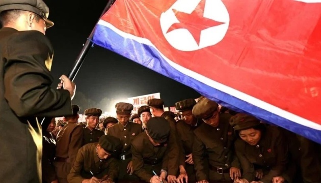 N. Korean troops transported to front in trucks with civilian plates – intel