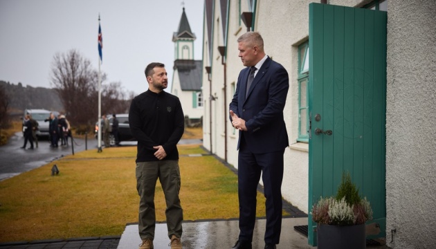 Rüstungsinvestitionen und NATO-Mitgliedschaft: Selenskyj trifft Premierminister Islands  