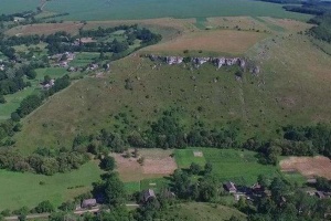 На Хмельниччині суд повернув державі землі, на яких розміщена пам’ятка археології