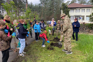 Святогірська громада відновлюється попри близькість фронту