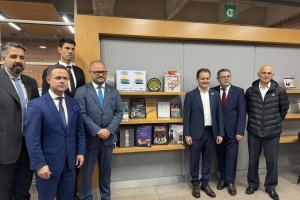 У Колумбії з’явилася перша Українська книжкова поличка