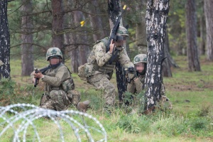 Канадські військові показали, як навчають українських захисників навичкам сучасного бою