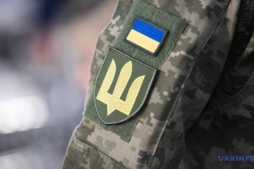 Guerre en Ukraine : Les forces russes ont exécuté six soldats ukrainiens qui se rendaient