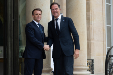 Emmanuel Macron et Mark Rutte se sont entretenus de la production de défense et de l’Ukraine