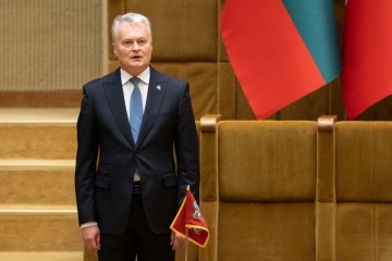 Lithuanian president reminds new parliament of support for Ukraine