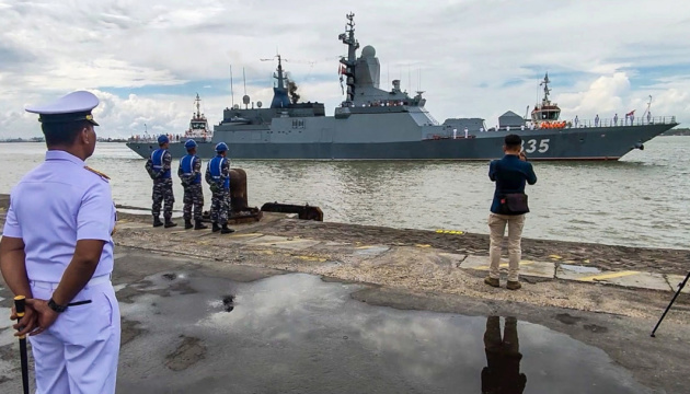 Індонезія та Росія проводять перші спільні військово-морські навчання