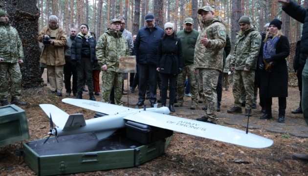 German foreign minister visits Ukrainian border unit in Chernihiv region