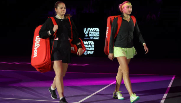 Кіченок і Остапенко зазнали третьої піспіль поразки на WTA Finals-2024