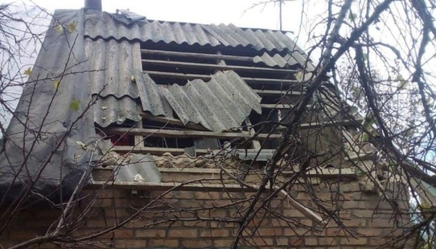 Russian army attacks Nikopol district with artillery and drones today