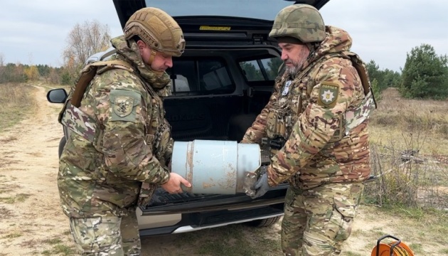 На Чернігівщині сапери знешкодили бойову частину російського дрона