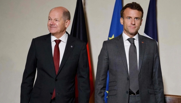 Scholz spoke with Macron ahead of call with Putin, giving no details - media