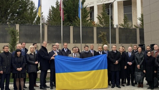 У посольстві України в Туреччині провели заходи до тисячного дня повномасштабної війни