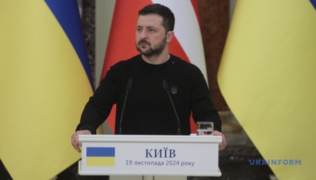 Zelensky: Denmark announces new aid package that will raise Ukraine’s long-range capabilities 