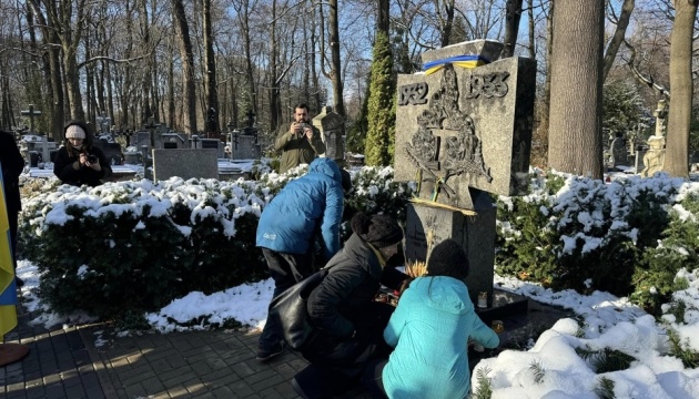 Holodomor victims honored in Warsaw