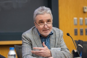 Wolodymyr Kulyk, Doktor der Politikwissenschaften