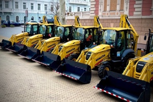 Odesa receives eight excavators from Japan 