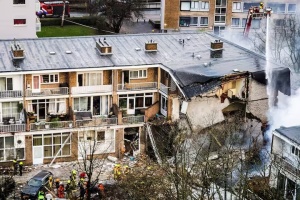 Вибух у будинку в Гаазі: нідерландська поліція затримала трьох підозрюваних