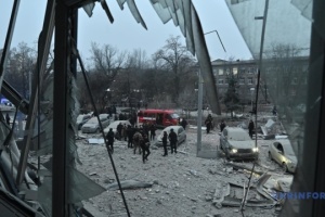 Three killed, 16 injured in Russian missile strike on Zaporizhzhia, rescue operation ongoing