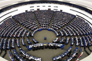 Роспроп поширив фейк, що в Європарламенті нібито звинувачують Україну у злочинах проти власних дітей