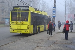 У Херсоні після атаки росіян не працюють тролейбуси