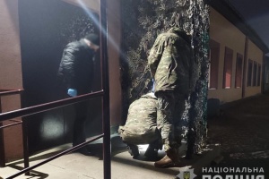 На Житомирщині затримали двох підозрюваних у теракті біля будівлі ТЦК