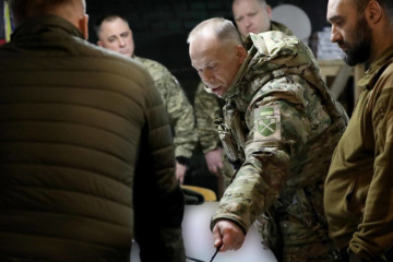 Syrsky visita la región de Donetsk: El ejército ruso continúa con sus asaltos con carne de cañón y sufre pérdidas récord
