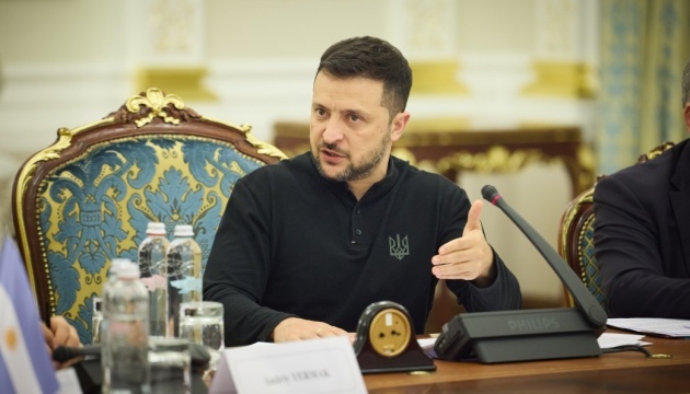 Zelensky listens to reports on production of drones, missiles, artillery