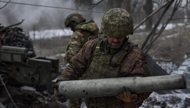 На фронті 156 зіткнень, ворог продовжує тиснути на Покровському та Курахівському напрямках