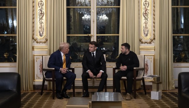 Macron reiterates necessity to continue joint efforts for peace following meeting with Zelensky, Trump