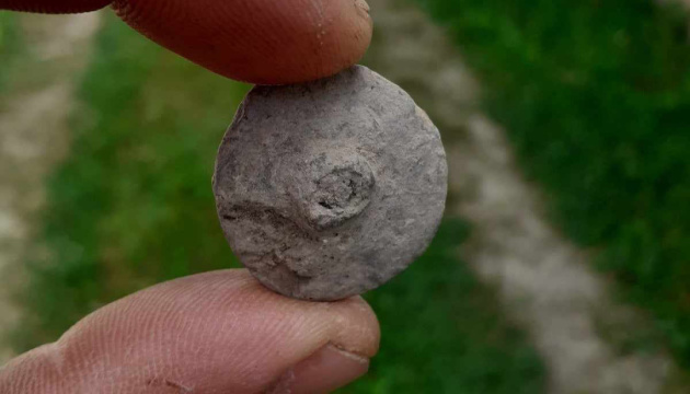 Archaeologists discover clay figurines from Early Iron Age near Halych