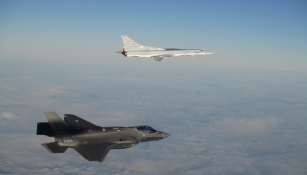 Нідерландські винищувачі F-35 перехопили літаки РФ над Балтійським морем 