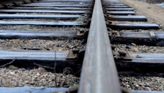 Russian drone debris falls on railroad track, damages house in Kyiv region