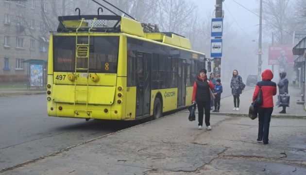 У Херсоні після атаки росіян не працюють тролейбуси