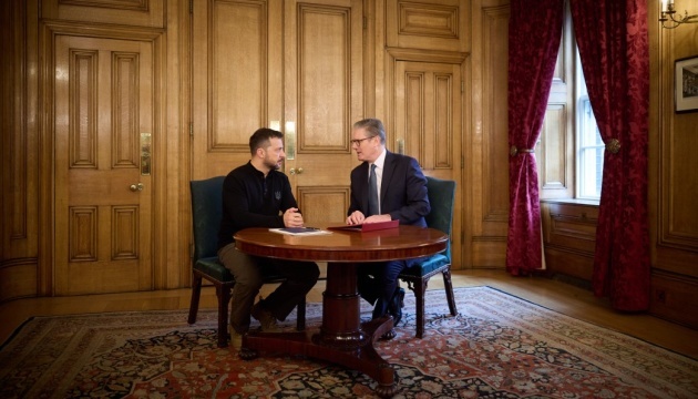 Volodymyr Zelensky et Keir Starmer ont discuté des sanctions contre la flotte fantôme russe 