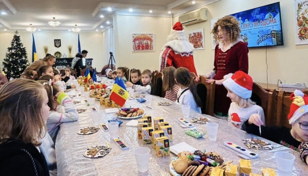 У Кишиневі організували різдвяне свято для дітей з України