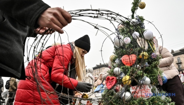 У Запоріжжі пройшла акція на підтримку військовополонених / Фото: Дмитро Смольєнко, Укрінформ