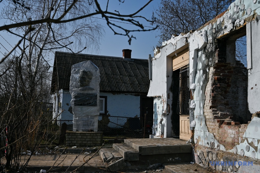 Розстріляний музей Романа Шухевича у Львові чекає на відбудову. Фото: Анастасія Смольєнко, Укрінформ