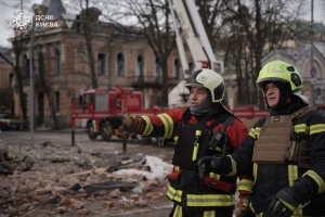 У Києві внаслідок російської атаки загинула людина, семеро постраждали