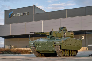 Rheinmetall передав Україні першу БМП Lynx