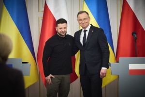 À Varsovie, Volodymyr Zelensky s’entretient avec Andrzej Duda et Donald Tusk 