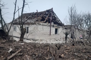 Guerre en Ukraine : Un civil tué et un autre blessé dans des bombardements russes sur la région de Donetsk 