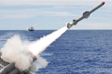 Russland hat einen Raketenträger mit „Kaliber“ an Bord im Schwarzen Meer