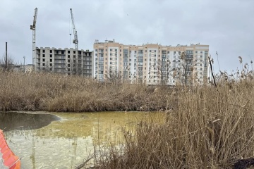 Із Південного Бугу вже відкачали 217 тонн олії