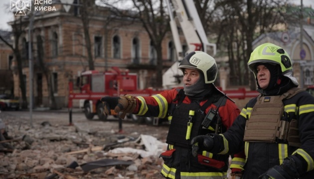 У Києві внаслідок російської атаки загинула людина, семеро постраждали