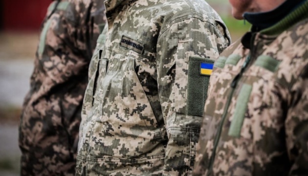 L’état-major français confirme que « quelques dizaines » de soldats ukrainiens formés en France ont déserté 