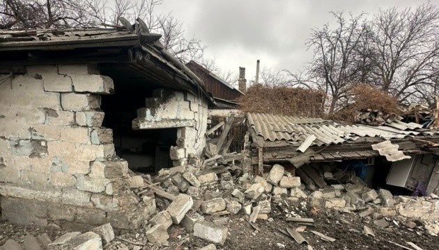 Guerre en Ukraine : Deux personnes blessées dans des bombardements russes sur la région de Donetsk 