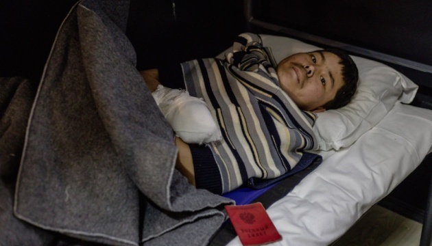 SSU interrogating North Korean POWs – Zelensky shares new footage