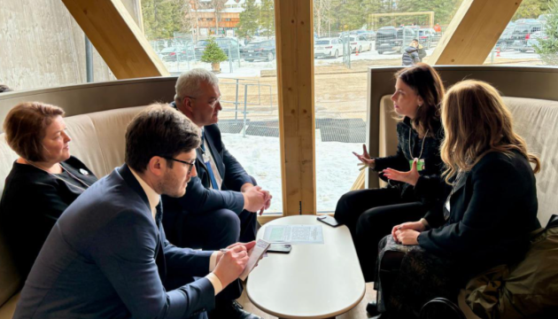 Сибіга обговорив із віцепрезиденткою Google протидію російській дезінформації