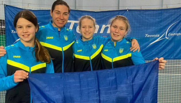 Збірні України з тенісу зіграють у відборі зимового Кубка Європи